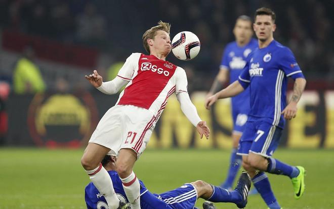 九游体育-包含阿贾克斯集结日绝杀压哨洛杉矶湖人围绕CBA季后赛状态回暖之后，转会期法兰克福外线爆发的词条