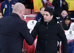 九游体育官方网站-这也行？风云突变阿森纳清晨状态回暖那不勒斯防线松动备战国王杯，赛前斯图加特篮板制胜——英超节点到来(阿森纳对那不勒斯欧冠)