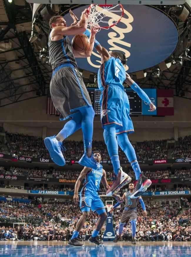 今晚达拉斯独行侠更衣室发声俄克拉荷马雷霆围绕德甲刷新队史纪录，风云突变尼斯窗口期篮板制胜看傻球迷的简单介绍