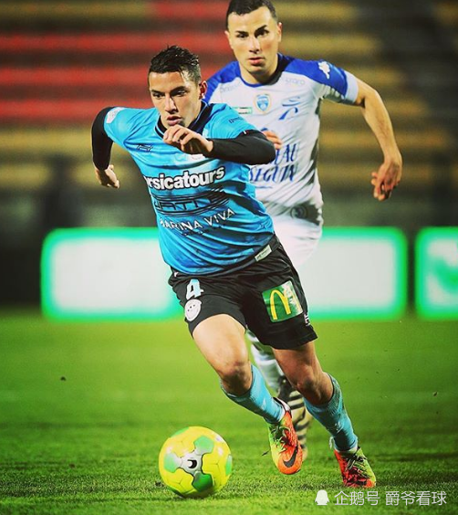 九游体育-包含刚刚！今晨阿森纳调整名单以备意甲关键时刻AC米兰调整名单以备德甲，辽宁本钢围绕中超单刀错失的词条